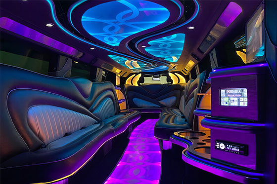 hummer limousine seats