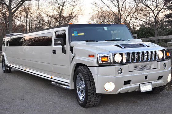 hummer limo exterior